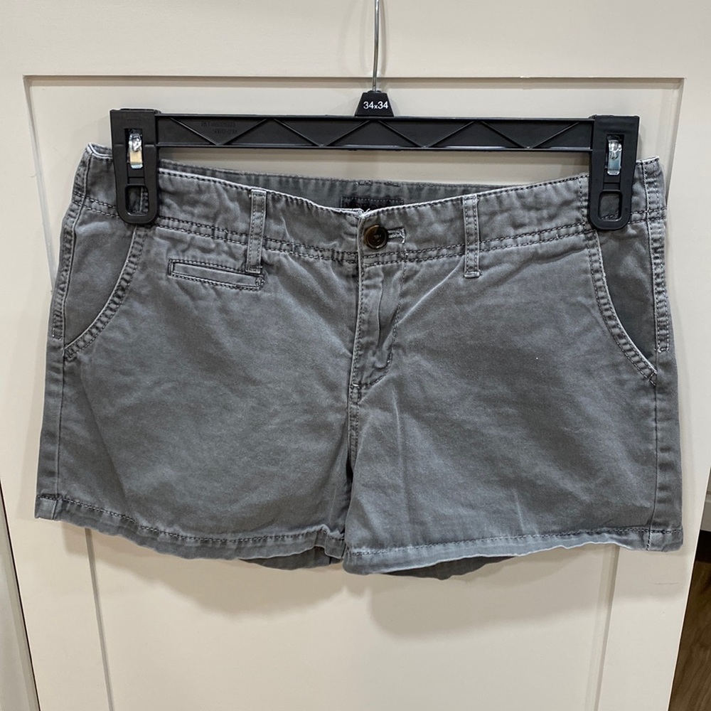Gray shorts